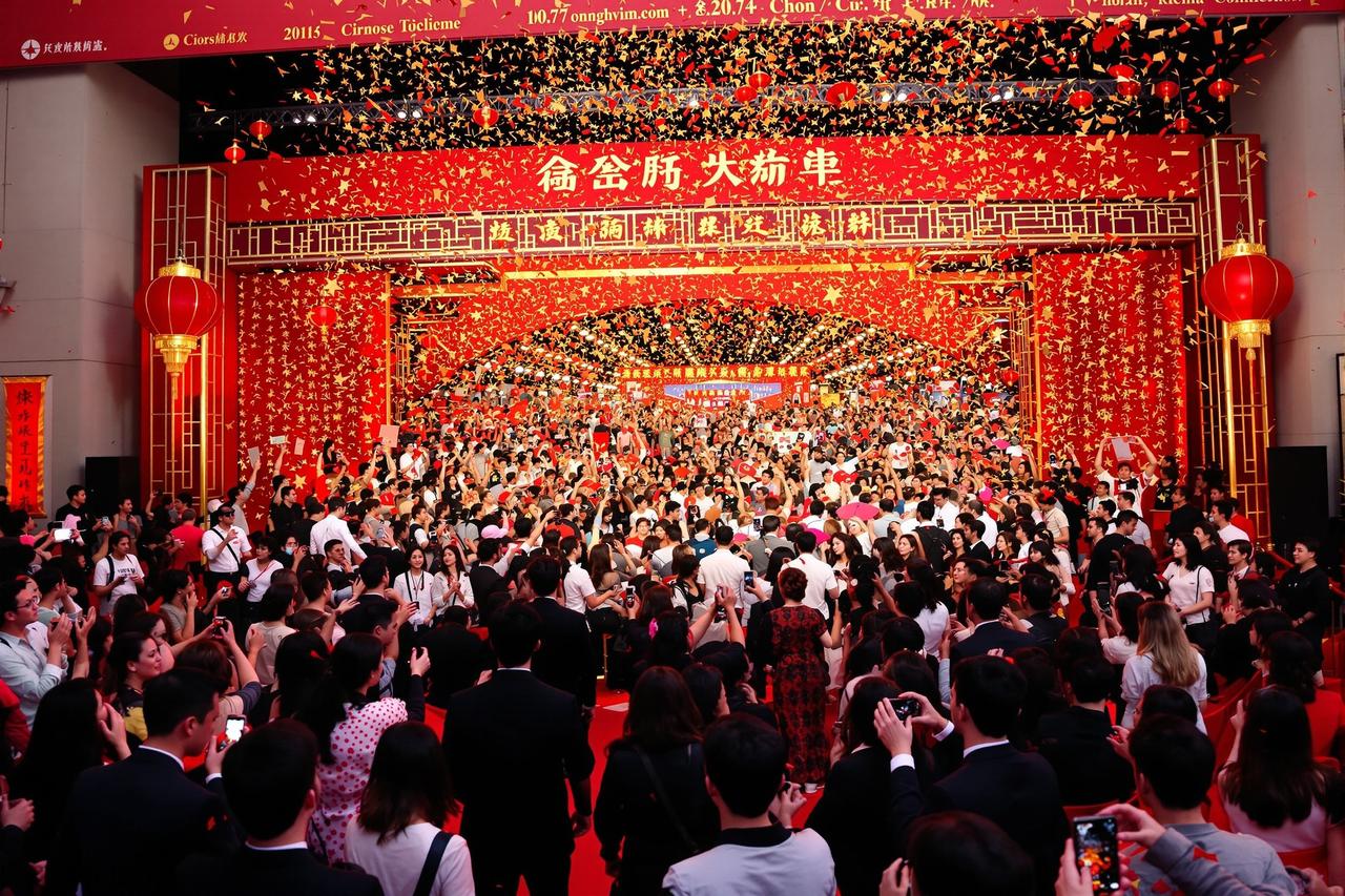 花都影视《星辰大海》票房突破30亿，创华语科幻新纪录